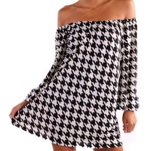 NWOT Houndstooth On-or-Off Shoulder Dress. Size Medium